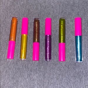 6 lip glosses different colors